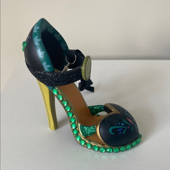 Disney Other - Disney Parks Anna shoe ornament